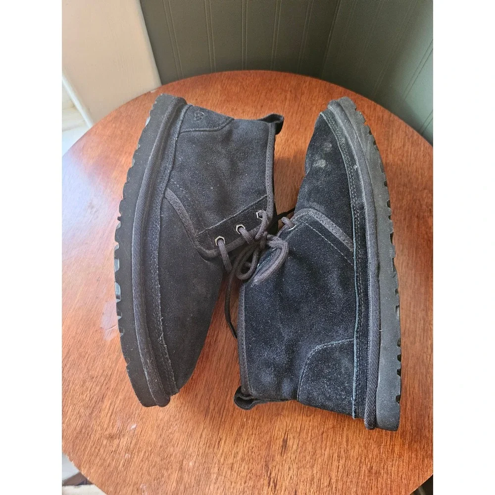 UGG Mens Neumel Black‎ Suede Shearling Lined Lace Up Chukka Boots 3236 Size 9